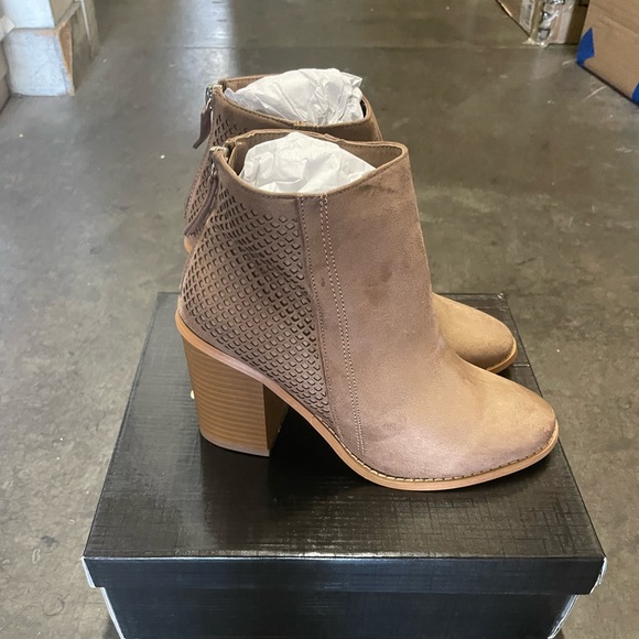 Bootie - Picture 2 of 5